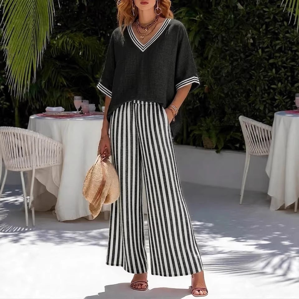 ROUSSEAU BORDEAUX | ENSEMBLE DE DEUX PIÈCES AVEC HAUT À COL EN V ET PANTALON LARGE POUR FEMMES