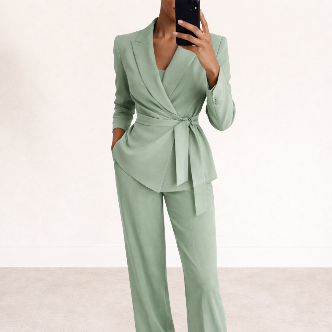 ROUSSEAU BORDEAUX | ENSEMBLE ÉLÉGANT POUR FEMMES